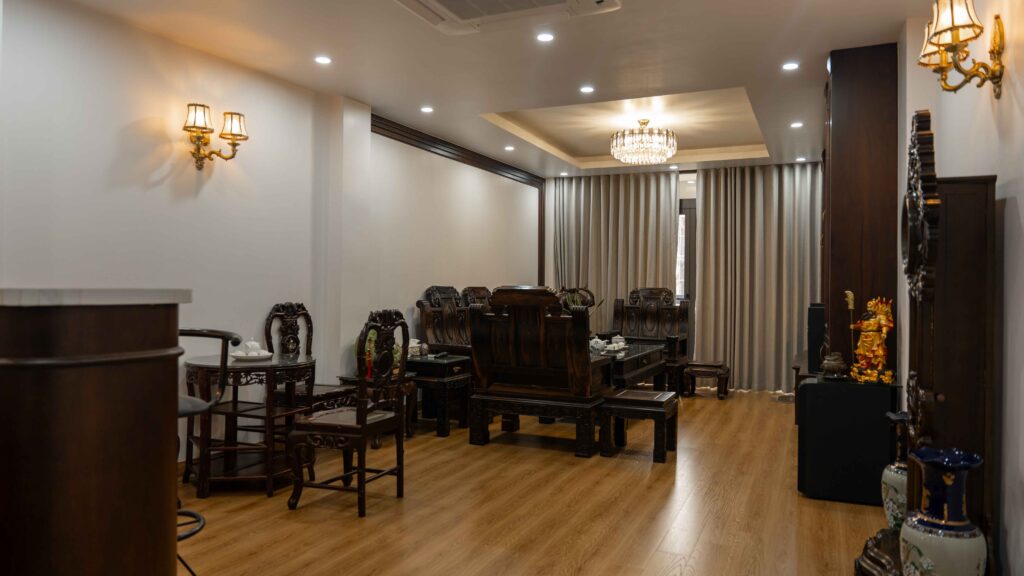 Phòng khách nhà phố Nguyễn Quang Hy